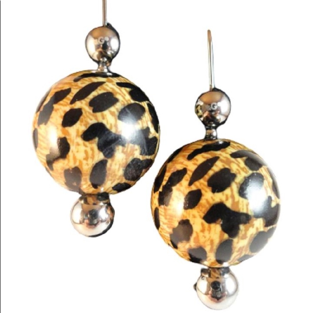 NWOB Dolce and Gabanna Earrings Animal Pri…